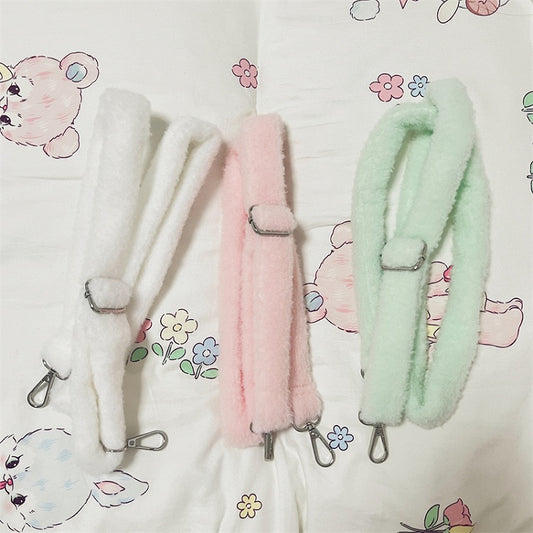 ゆめかわいいミントグリーンぬいぐるみストラップ