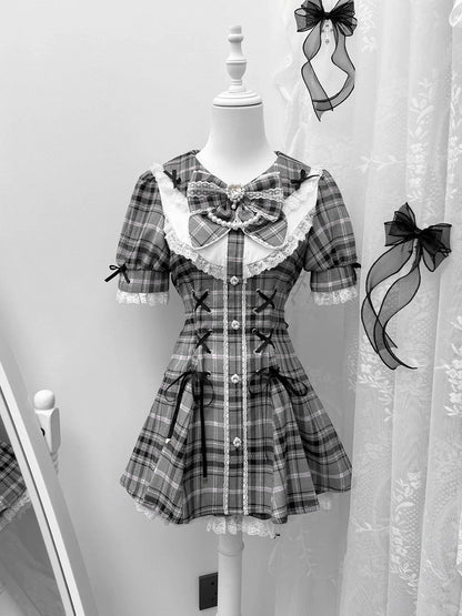 グレーケイチェックウエストラインストーンジライミニドレス+ショーツ装飾セットレースアップディテール