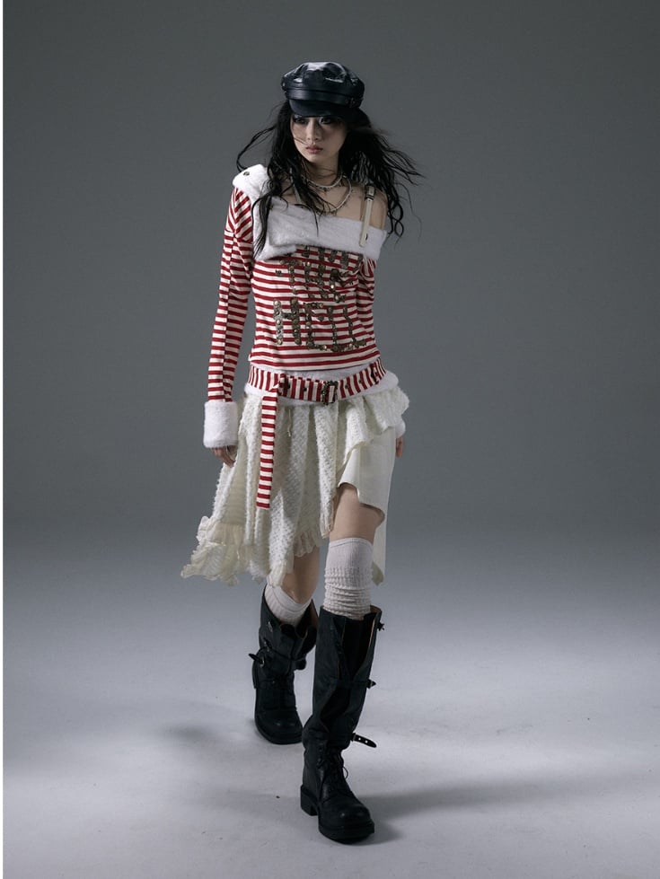 Red and White Stripes Letter Top with Detachable Plush Collar