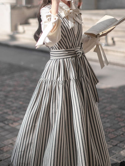 Saum Preppy Elegant in mit Gürtel Bowknot Weiß Schwarz Taille Details Kleid an und Streifen