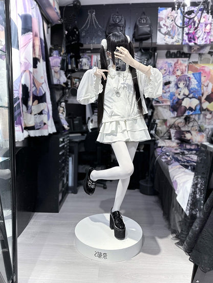 Jirai Kei Sleeves with White/Black/Blue/Pink/Gray Hooded in Baggy Kitty-Ear Long Jacket