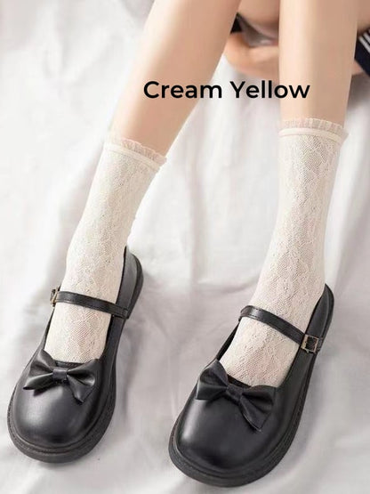 White Floral Pattern Ruffled Cuff Lace Socks