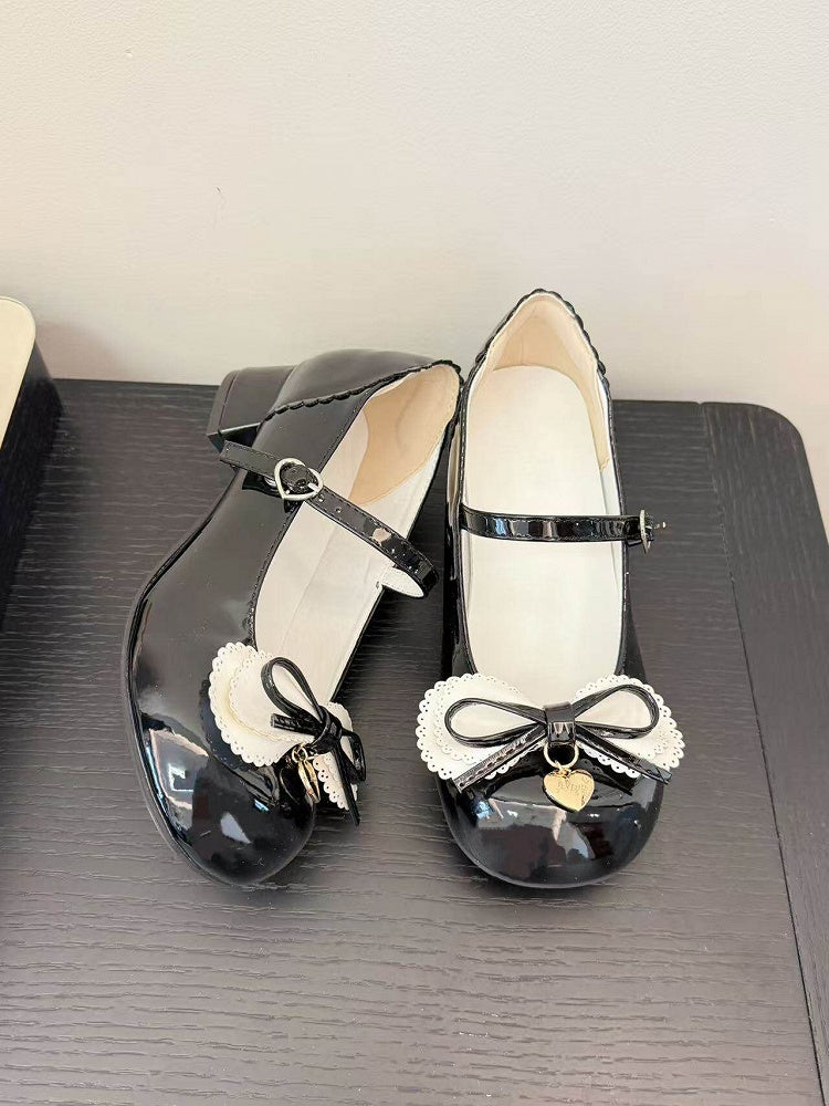 Top Lolita Janes Sweet in Bow Mary with PU Black