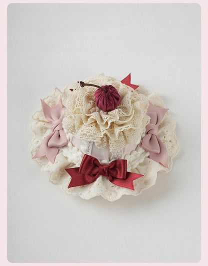 スイートロリータピンクのリボンとチェリーケーキのレイヤードレーストリムのミニハット