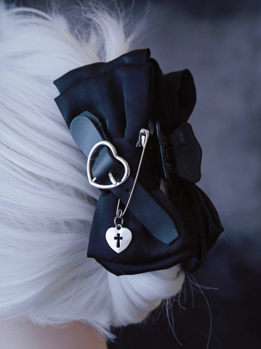 Schwarz mit Clip-Charme Gothic Bowknot Claw Heart verzierte Schnalle