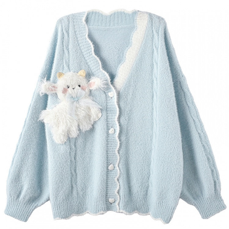 ゆめかわいいブルーのハート型ボタンカーディガン（ラムのぬいぐるみ付き）