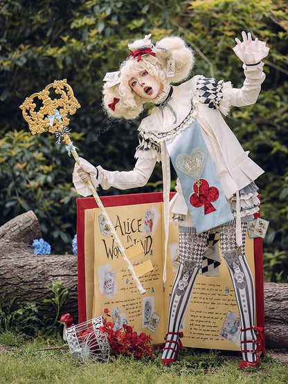 ベージュのパフヘムシャツの袖と取り外し可能なプリーツボックスチェック柄