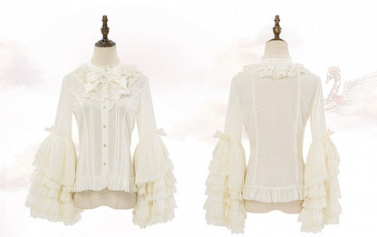 ベージュのロングレイヤードベルスリーブシフォンブラウス