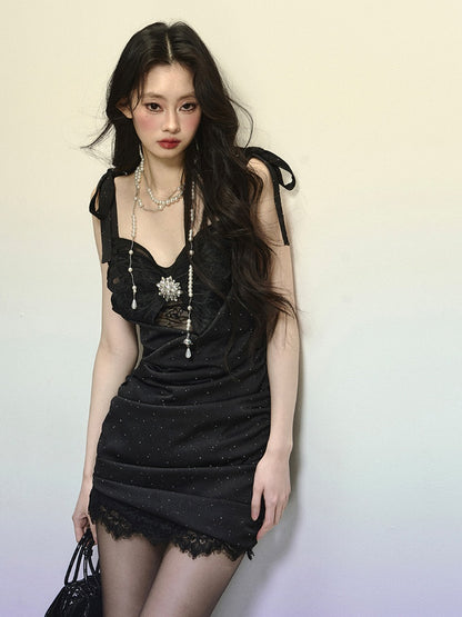 ブラックバタフライボディスラインストーン装飾ルーシュミニスリップドレス