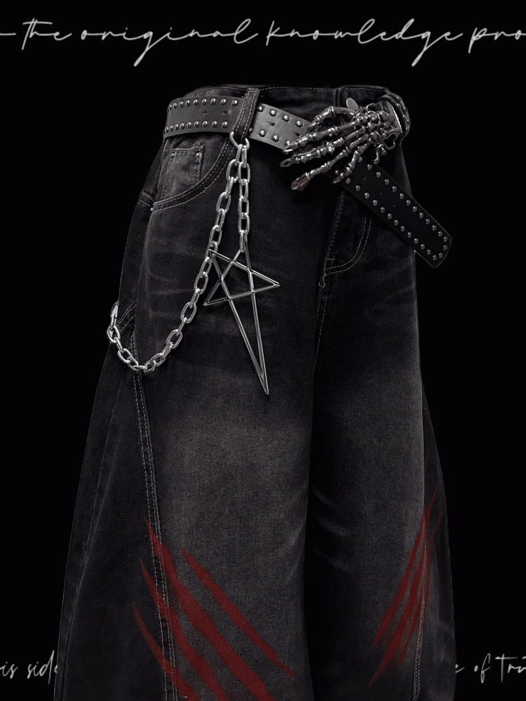 Weite Jeans mit verblasstem Kratzmuster und Used-Look im Punk-Look in verwaschenem Schwarz