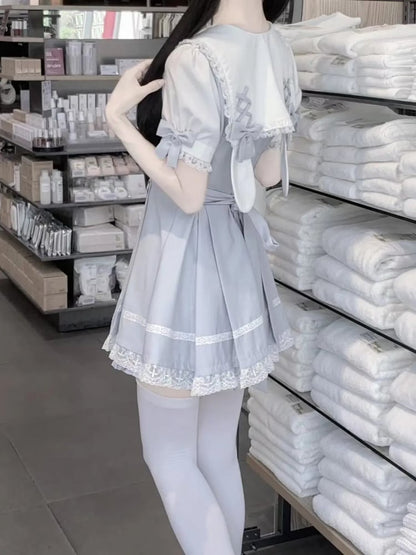 Kleid mit Hasenohren-Design, Matrosenkragen, Shorts mit Rüschenbesatz, Fliege