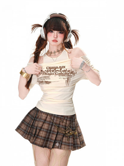 Aprikose/Schwarz/Kaffeefarbenes Neckholder-T-Shirt mit Cut-Outs an den Schultern und Buchstaben