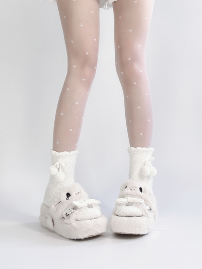 Plush Jirai Slippers: Kei White with Embroidery Platform Kitten