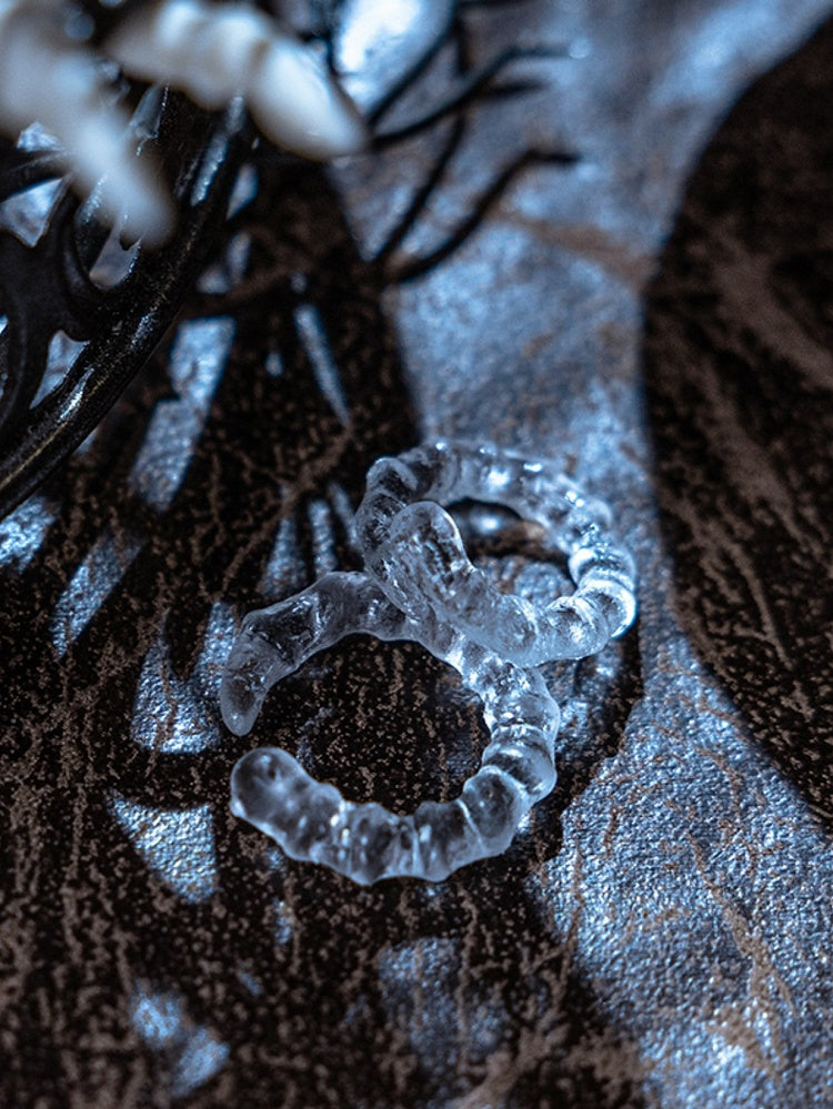 Steampunk Halbtransparenter Ring in Insektenform