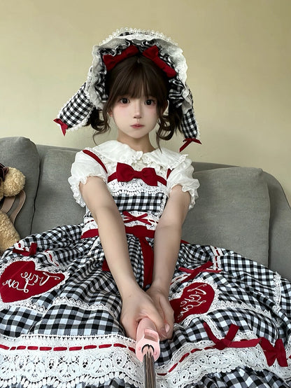 Altes Lolita-Kleid aus Baumwolle, weiß, schwarz, karierter Rock, Pullover und Schule