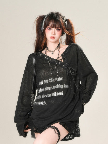 Schwarz/weißes, halbtransparentes Sonnenschutz-Top mit asymmetrischem Ausschnitt und Schnürdetail