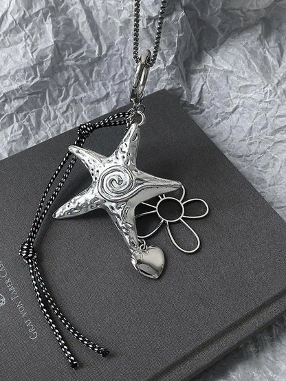 Silver Heart Star Keychain - Kiwi Store