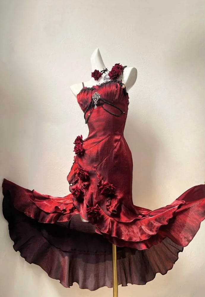 Burgunderrotes Abendkleid im Meerjungfrauenstil mit Rosette und abnehmbaren Volantärmeln