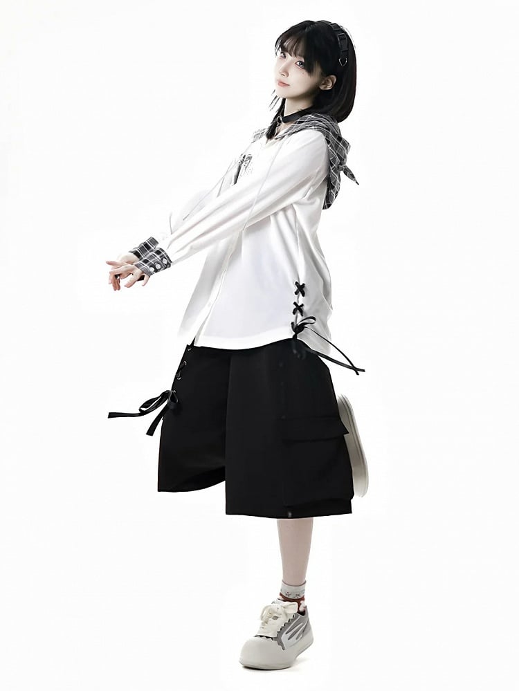 レースアップディテールのワイドレッグショーツ、ウエストはブラック/チェック柄、伸縮性あり