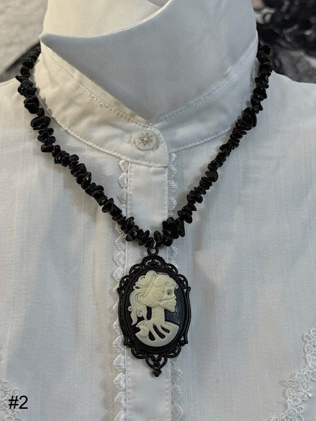 Gothic Black Retro Necklace with Irregular Beads - Boobi Shop