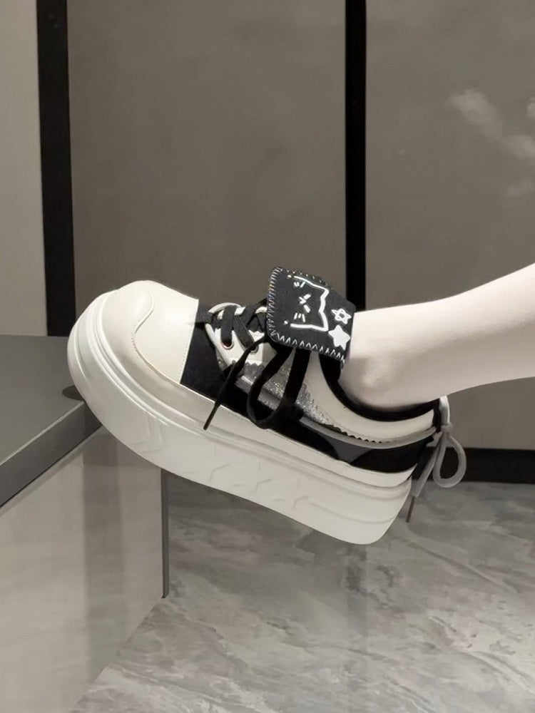 Cat Sole Daily with Lace-up Themed Kawaii Black Closure Sneakers 4.5cm Platform