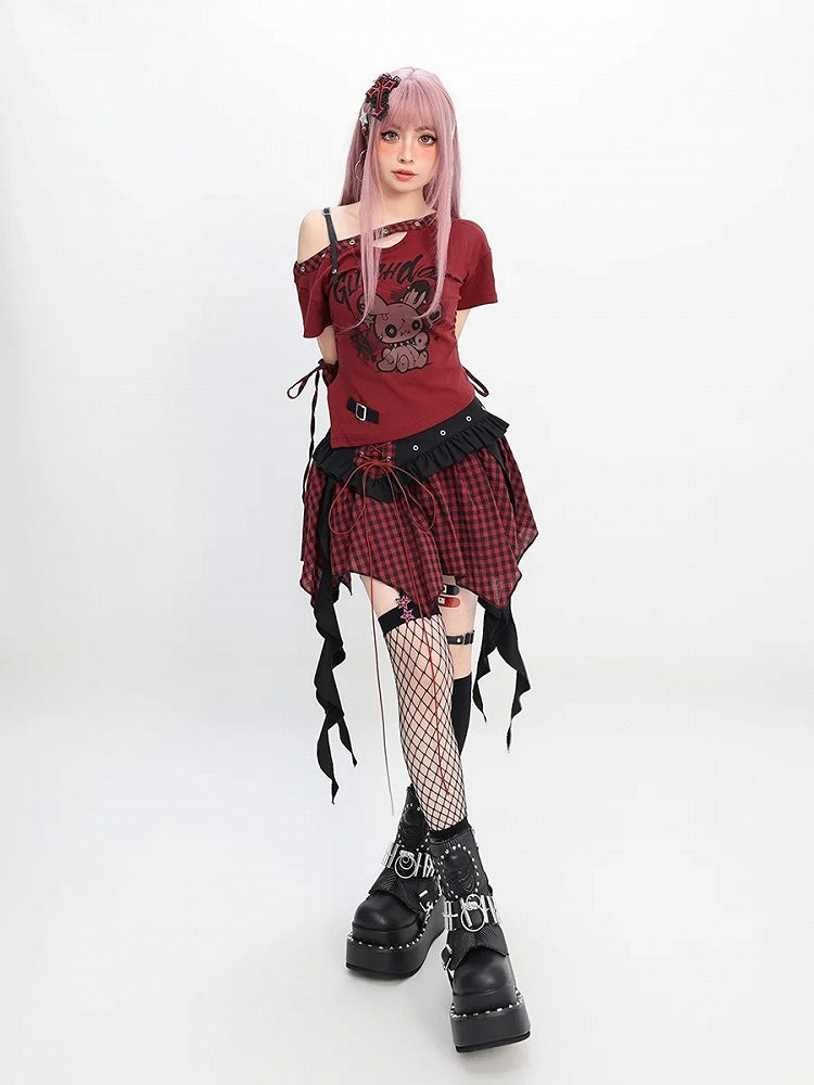 Kostenloses Y2K T-Shirt mit asymmetrischem Ausschnitt Bunny Print Rot/Schwarz Armwear