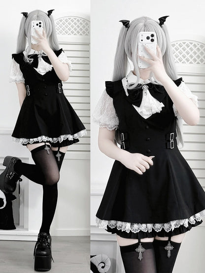 Jabot Black Jirai-Kei Plaid Short Sleeve Gown with Lace Bow Accents + Matching Shorts Set - Puzzles