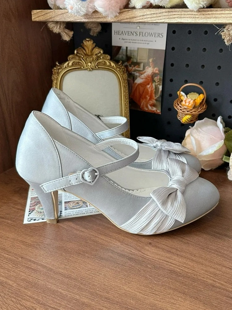 Sophisticated Silver Lolita Mid Heels - PU Leather with Ornamental Bow & Romantic Heart Fastener