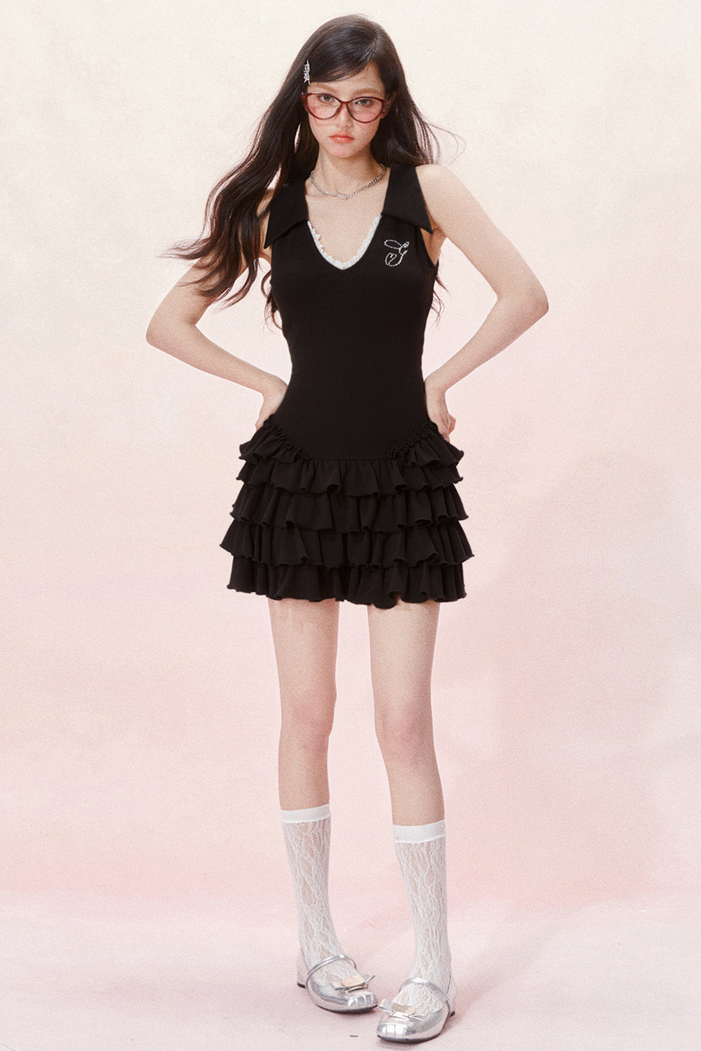 Schlankes Cake Dress Fit Ärmellos Schick Rüschen V-Ausschnitt