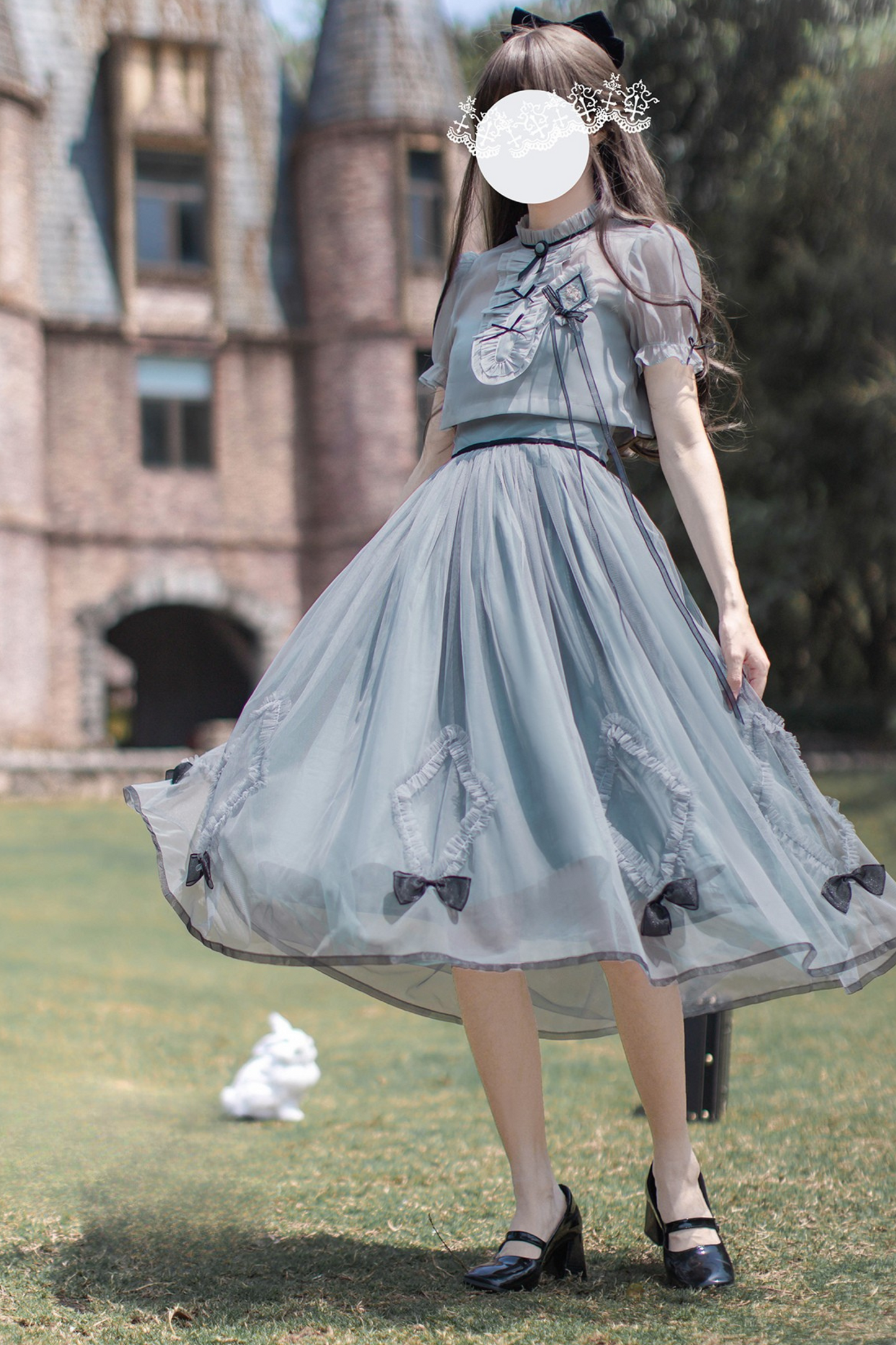 ブローチドレス ノスタルジックリボントップ + 旅するアリスアウター