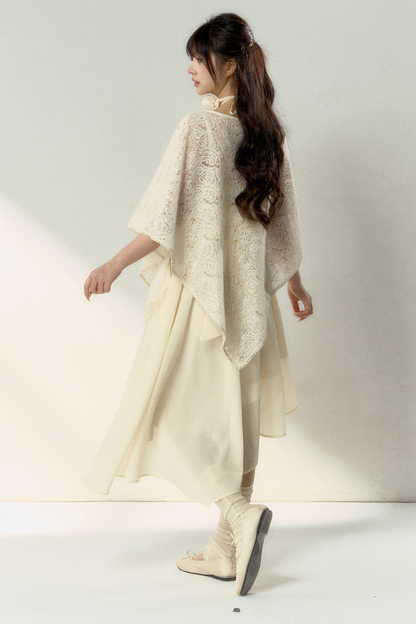 ウィンドネックフレンチ＋シーサイドドレスホルターフラワー