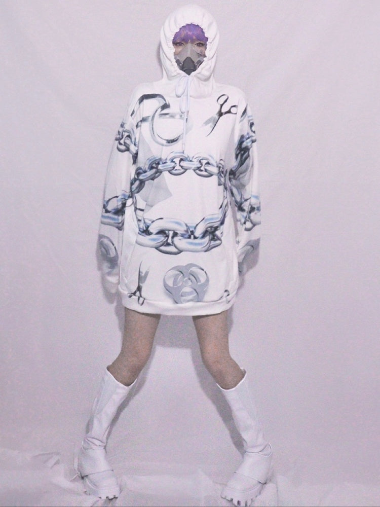 パーカーとサイバーパンクなシザーのホワイトプリントチェーン