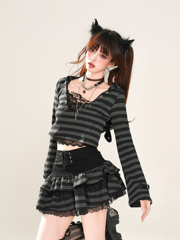 華やかなティアードスカート ブラックストライプ レーストリム レースアップウエスト