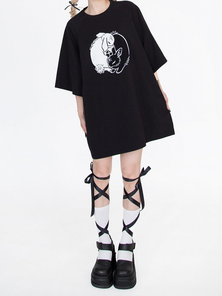 ブラックバニー刺繍オーバーサイズTシャツ