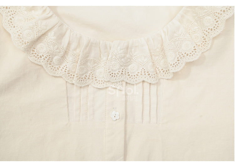 アプリコットラウンドネックブラウス