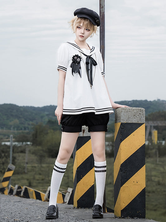 and Sailor Collar Black Shirt White Shorts Sleeves Short