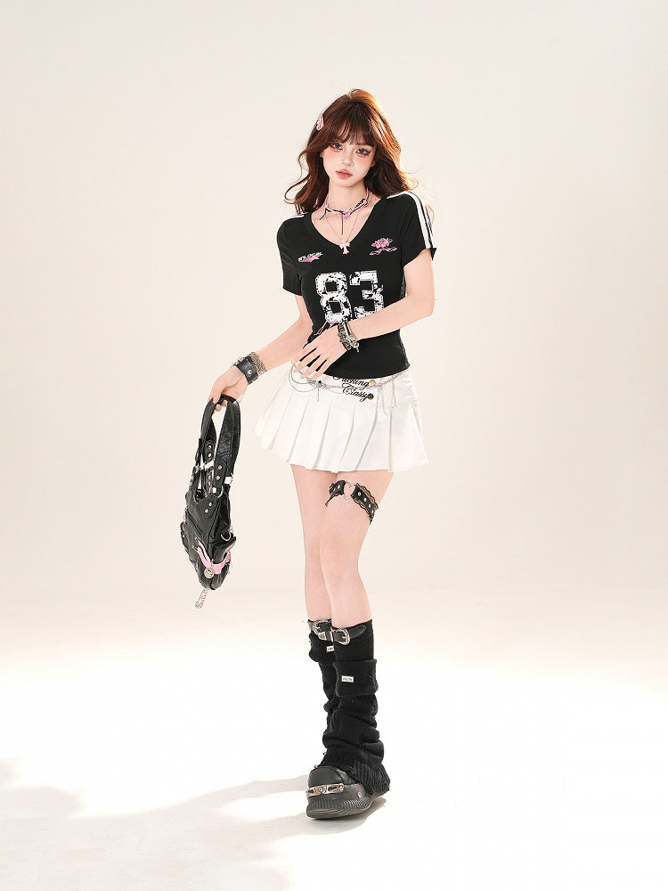 スリムフィットTシャツ プリント ブロケット Vネック コアホワイト/ブラック ナンバー