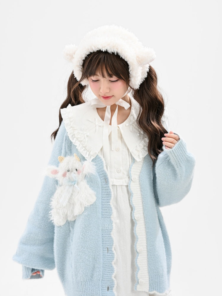 ゆめかわいいブルーのハート型ボタンカーディガン（ラムのぬいぐるみ付き）