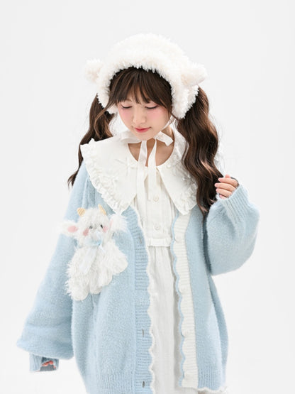 ゆめかわいいブルーのハート型ボタンカーディガン（ラムのぬいぐるみ付き）