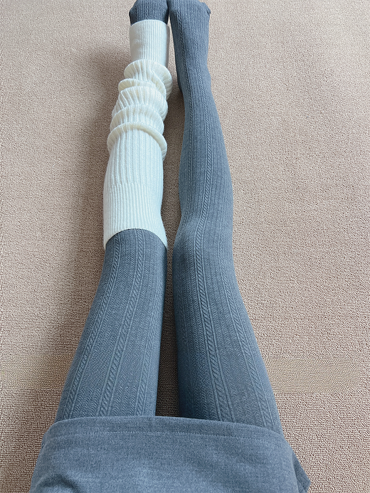 Off-white/Khaki/Light Grey/Dark Grey/Black Knitted Leg Warmers