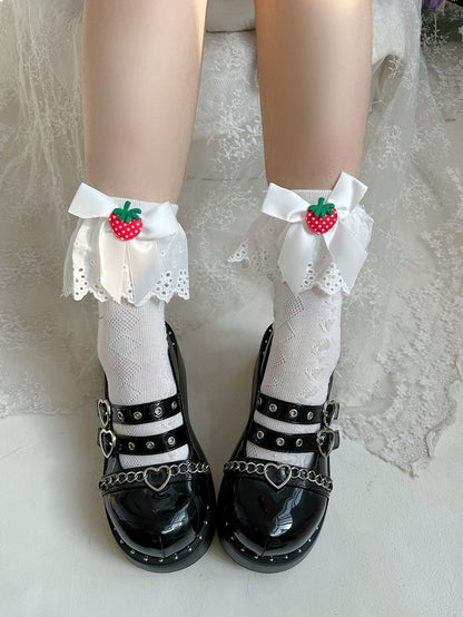 ホワイトストロベリーリボンレーストリムのスイートロリータソックス