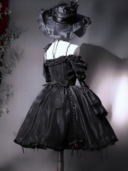 Kuro Kordelzugkleid Glockenärmel Rock Gothic Schwarz Bowknot Lolita Details und Lagen