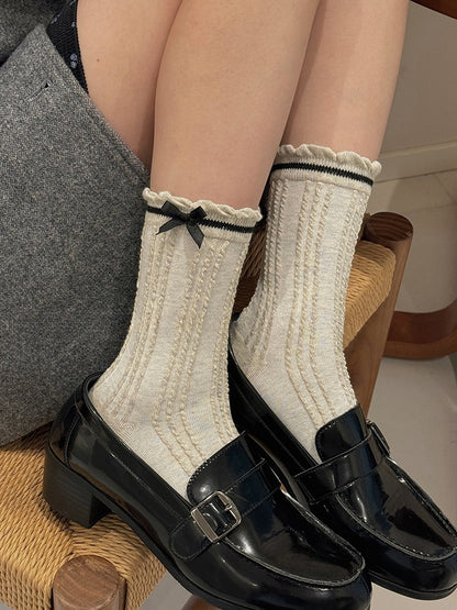 White/Beige/Light Grey/Dark Grey/Black Sweet Bowknot Ruffled Cuff Calf Socks