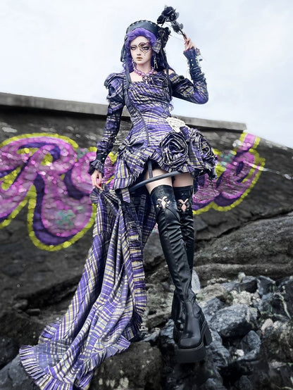 Mattschwarze Gothic Overknee-Stiefel in Herzform mit Cut-Out-Detail