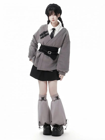 ダークグレーのノッチ付きスウェットシャツ（コルセット付き）