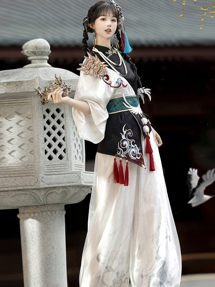 Asymmetrical Hanfu Lolita Set with Tassel Details - Han Ru Chu Hanfu & Han-Element Studi