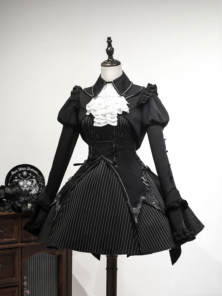 黒のストライプ柄半袖ロリータワンピース（セパレートジャボカラー付き）