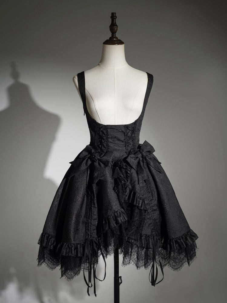 Schwarzes Gothic-Lolita-Kleid aus Kuro-Spinnennetzstoff mit Kordelzug am Saum unter der Brust