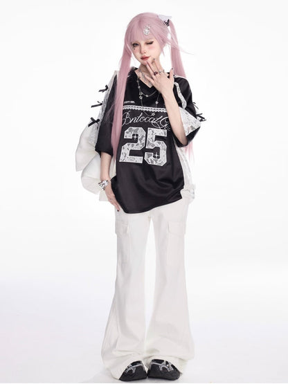 Patches Kontrast Spitze T-Shirt Applikation V-Ausschnitt Satin Schwarz/Silber Nummer