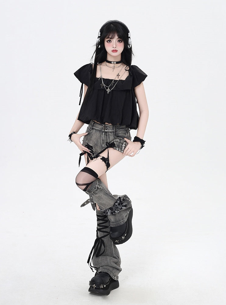 バタフライ柄、レッグダスティグレー、レースアップディテール、アップリケ、裾ウォーマー、デニムショートパンツ